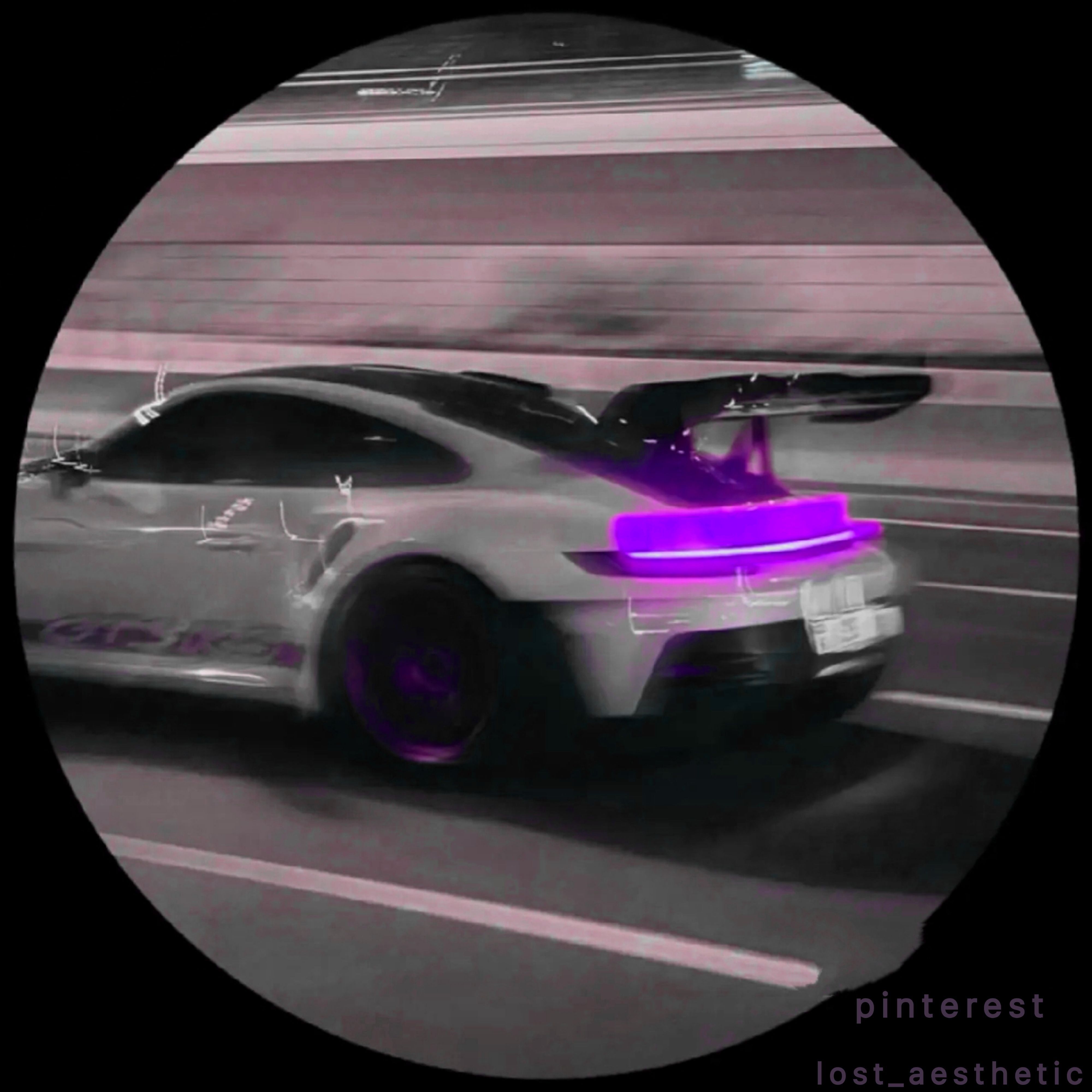 Carro Esportivo em Movimento para Perfil do Whatsapp