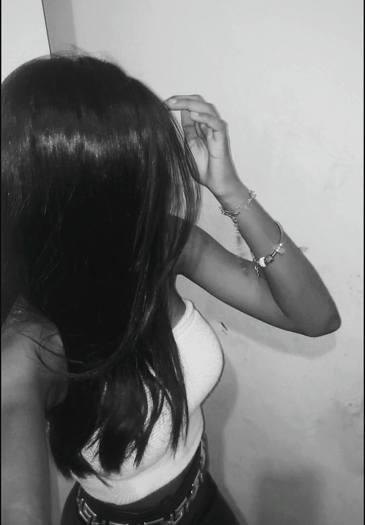 Estilo Moderno e Casual em Foto de Perfil Feminino