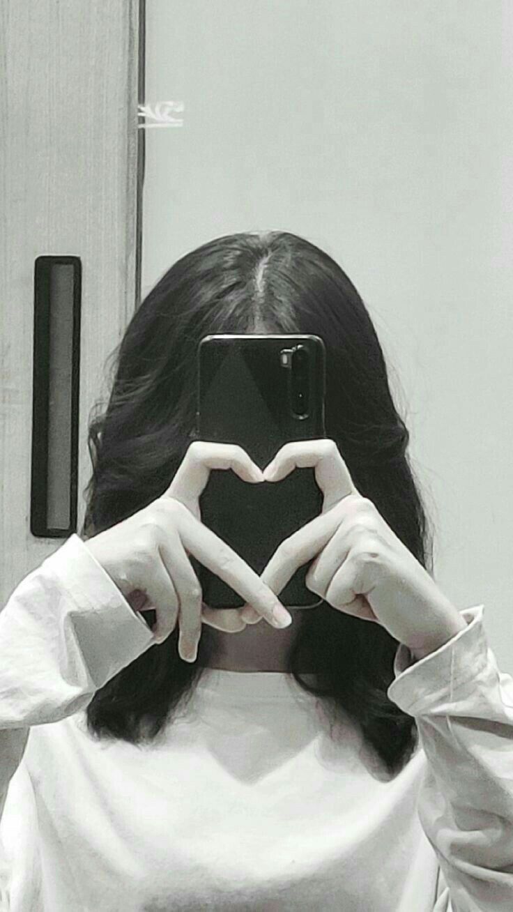 Melhores Fotos de Perfil Feminino em Preto e Branco