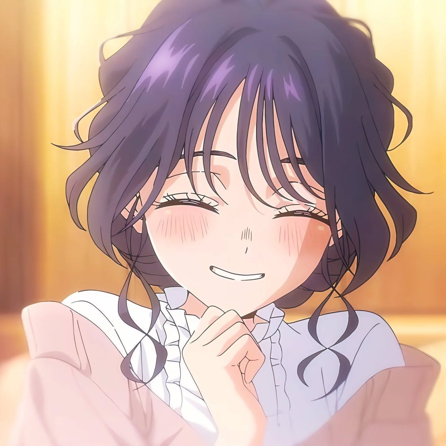 Personagem de Anime Feliz para Perfil